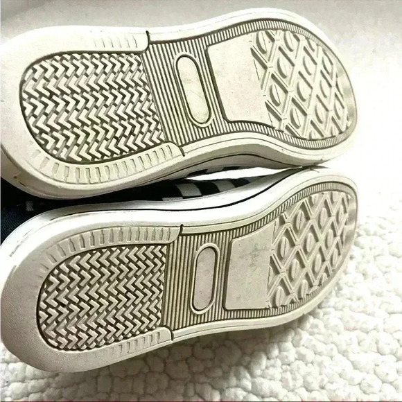 Collins Black/White Checker “Its A Collin’s Thing” Graphic Lace High Top Size 10 - Picture 14 of 14